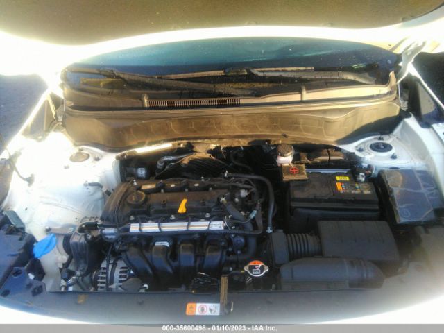 KNDEUCAAXM7115625 KIA SELTOS S