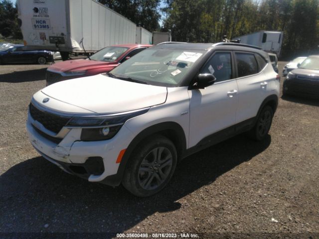 KNDEUCAAXM7115625 KIA SELTOS S