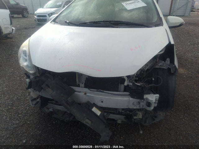 2015 Toyota Prius, VIN: JTDKDTB31F1099131