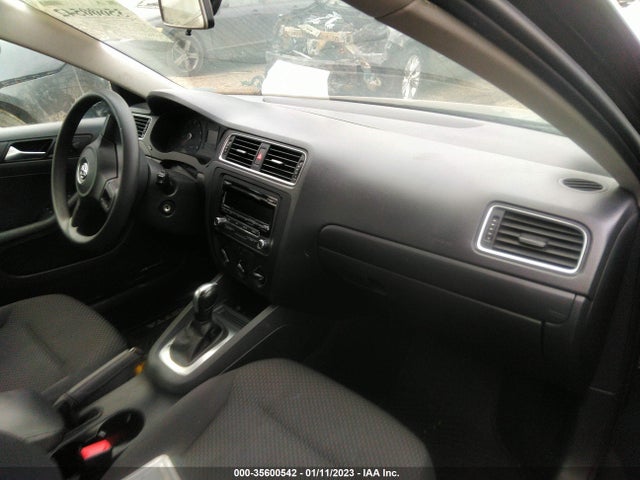 3VW2K7AJ1EM331366 Volkswagen Jetta