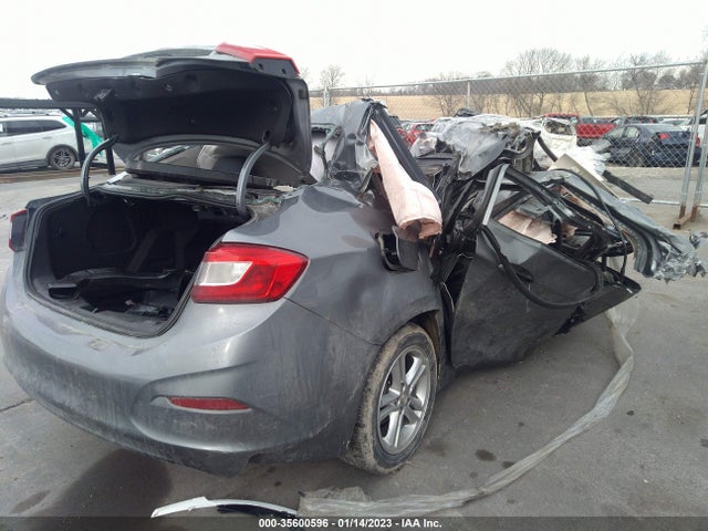 Chevrolet CRUZE LT 2018 1G1BE5SM8J7232712 Image 4