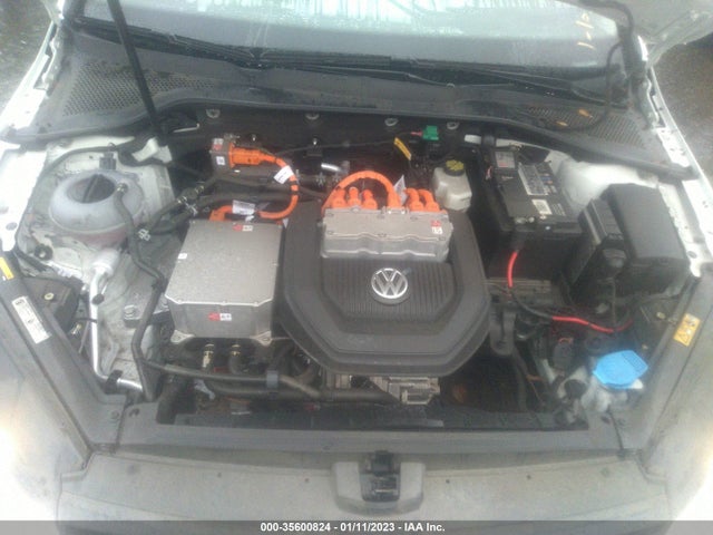 2016 Volkswagen Golf, VIN: WVWKP7AU8GW904278