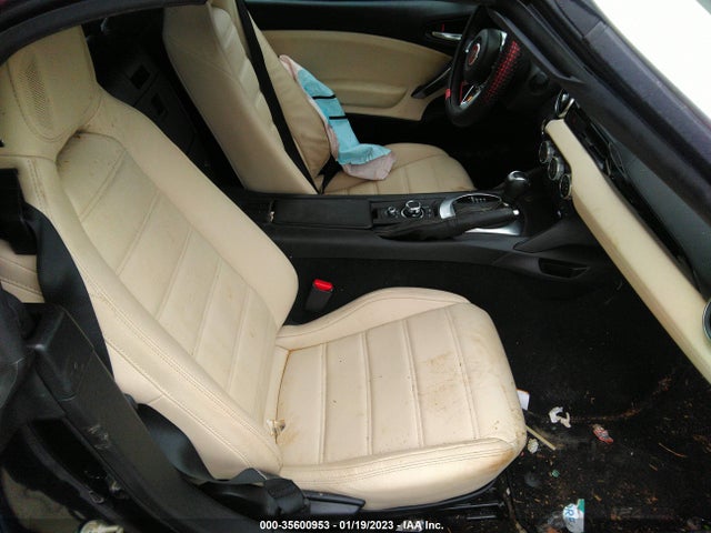 2018 Fiat 124 Spider, VIN: JC1NFAEK4J0139406