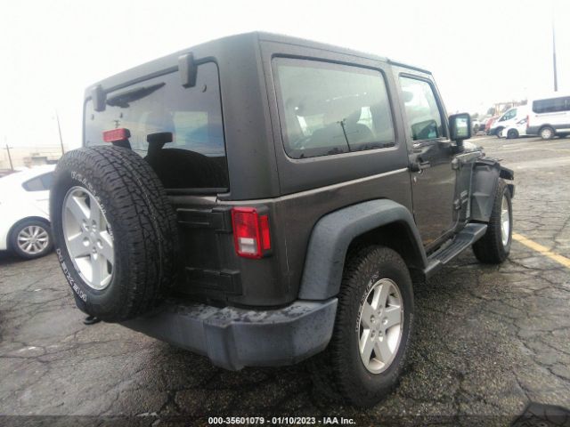 1C4AJWAG4GL340003 Jeep Wrangler Sport