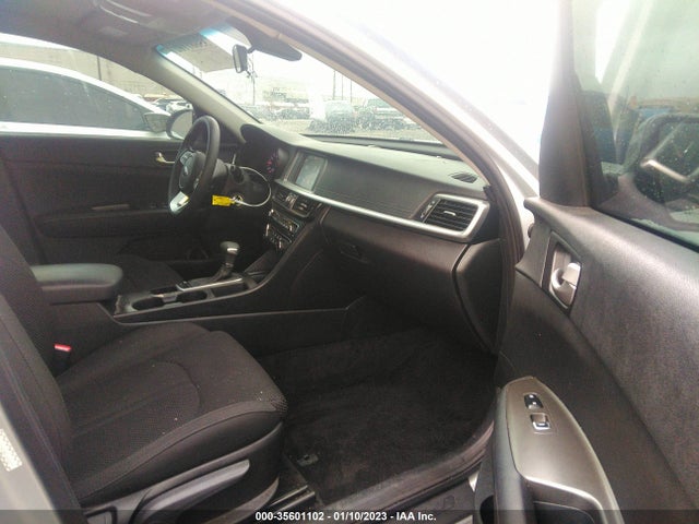 2020 Kia Optima, VIN: 5XXGT4L38LG402578