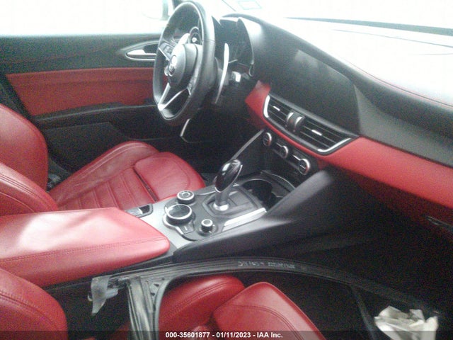ZARFAEEN7H7540964 Alfa Romeo GIULIA TI