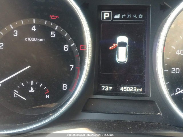 2017 Hyundai Santa Fe, VIN: 5XYZU3LB5HG409515
