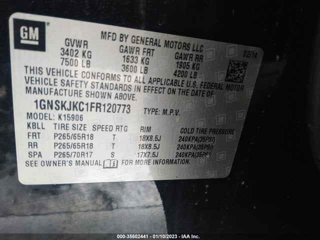 2015 Chevrolet Suburban, VIN: 1GNSKJKC1FR120773