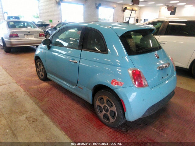 2017 Fiat 500e, VIN: 3C3CFFGE2HT600571