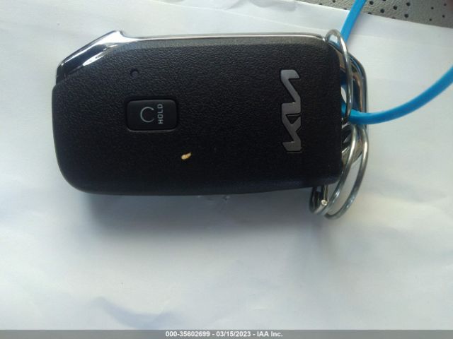 KNDETCA27N7285597 KIA Seltos Sx