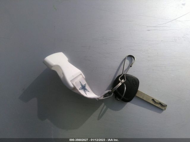 3KPA24AD8LE320525 KIA RIO LX