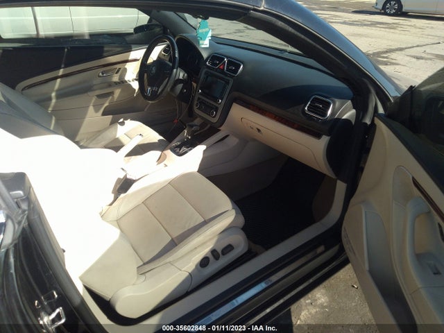 Volkswagen Eos Lux 2011 WVWFW7AH8BV004048 Image 6