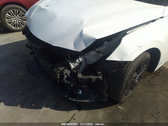 2021 HYUNDAI ELANTRA SEL VIN: 5NPLS4AG4MH033957