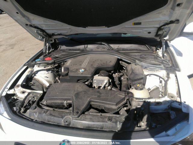 WBA8E1G32HNU15634 BMW 3 Series 320i