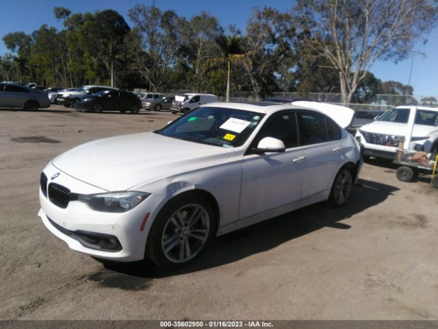 WBA8E1G32HNU15634 BMW 3 Series 320i
