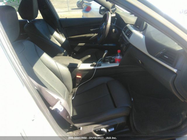 WBA8E1G32HNU15634 BMW 3 Series 320i