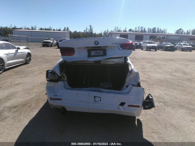 WBA8E1G32HNU15634 BMW 3 Series 320i