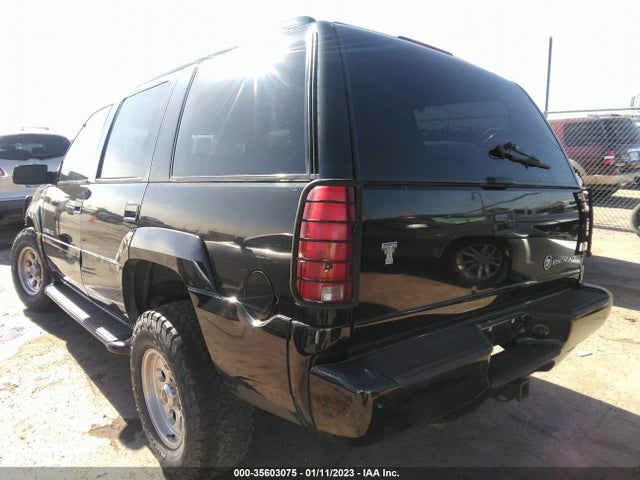 Cadillac Escalade 1999 1GYEK13R3XR408010 Image 4