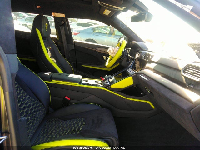 2022 Lamborghini URUS, VIN: ZPBUA1ZL1NLA17535