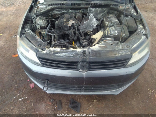 3VW1K7AJ2EM387263 Volkswagen Jetta Sedan S