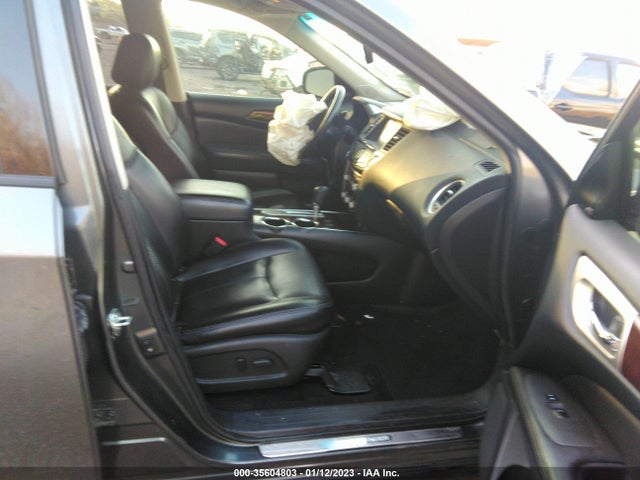 2015 Nissan Pathfinder, VIN: 5N1AR2MN5FC606764