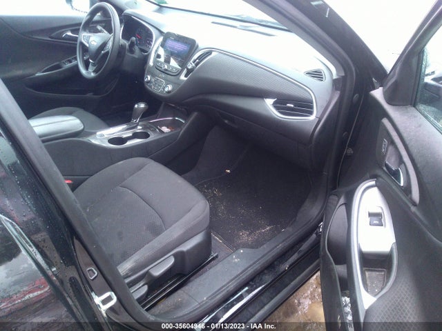 2020 Chevrolet Malibu, VIN: 1G1ZD5ST7LF062845