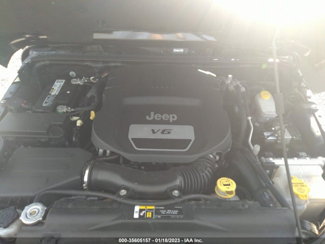 1C4HJWEG0JL868413 Jeep Wrangler Jk Unlimited Sahara
