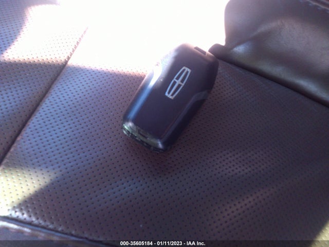 2016 Lincoln MKZ, VIN: 3LN6L2GK0GR633589