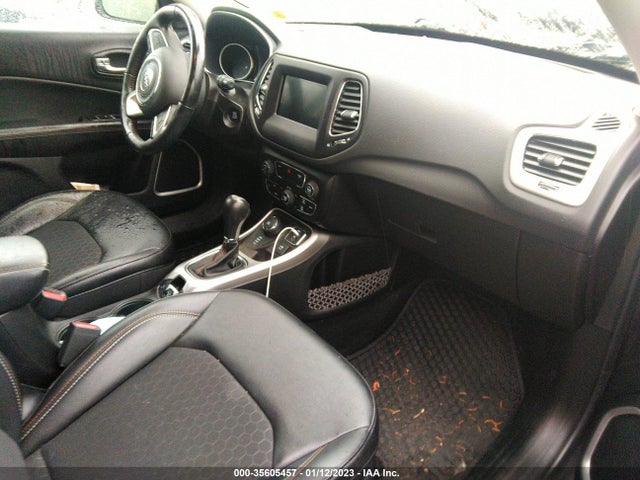 2019 Jeep Compass, VIN: 3C4NJDBB3KT787136