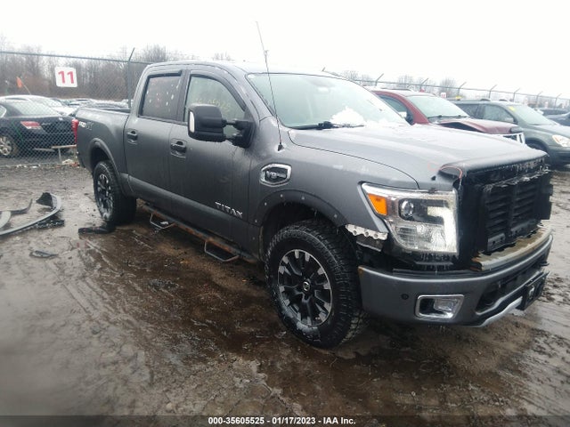 2017 Nissan Titan, VIN: 1N6AA1E5XHN521931
