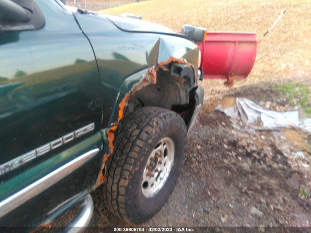 2002 GMC SIERRA 2500HD SLE VIN: 1GTHK23U92F133492