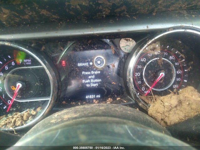 2020 Jeep Gladiator, VIN: 1C6JJTBG5LL111389