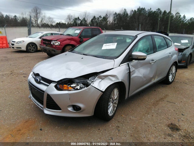 Ford Focus Titanium 2014 1FADP3N29EL213159 Image 2