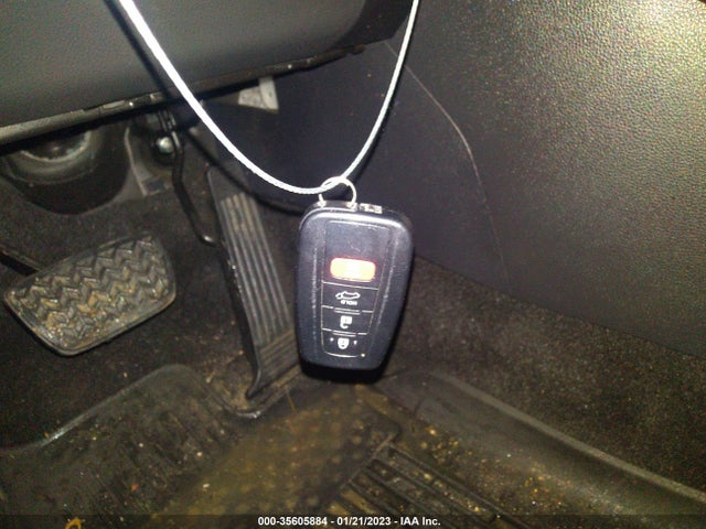 2020 TOYOTA RAV4 XLE PREMIUM VIN: JTMA1RFV7LD055728