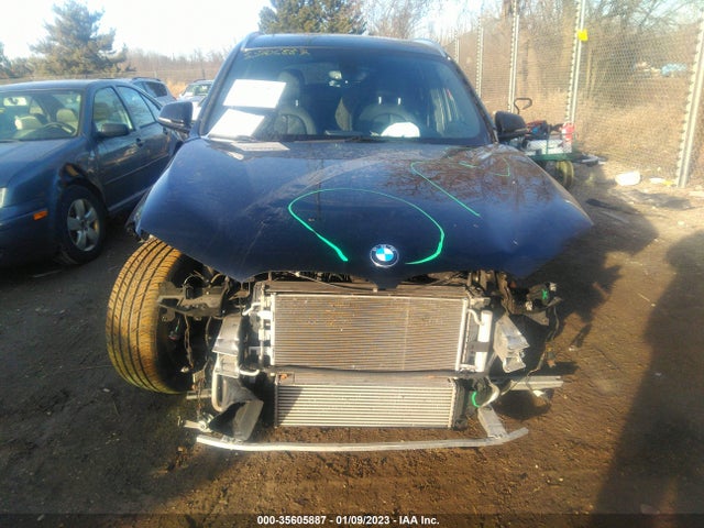 2016 BMW X1, VIN: WBXHT3C39GP887961