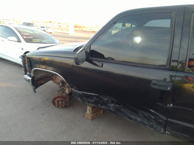 1998 CHEVROLET C/K 1500 VIN: 1GCEK19R5WR113065