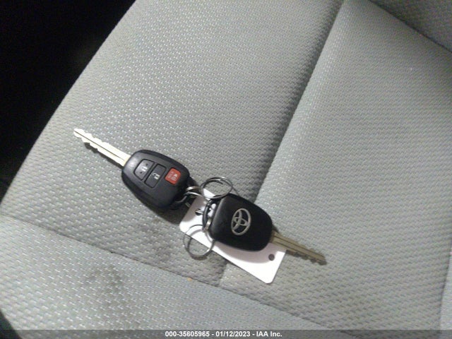 2016 Toyota Prius, VIN: JTDKDTB30G1131990
