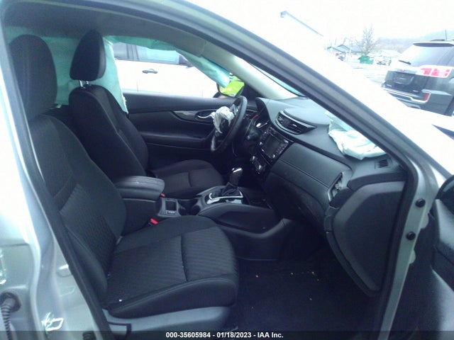 2019 NISSAN ROGUE SV VIN: KNMAT2MV3KP543219