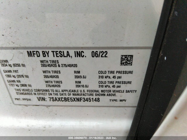 2022 Tesla Model X, VIN: 7SAXCBE5XNF345148