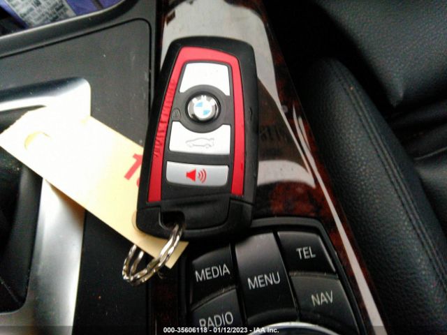 WBA8J1C5XGK711049 BMW 3 Series 328d Xdrive