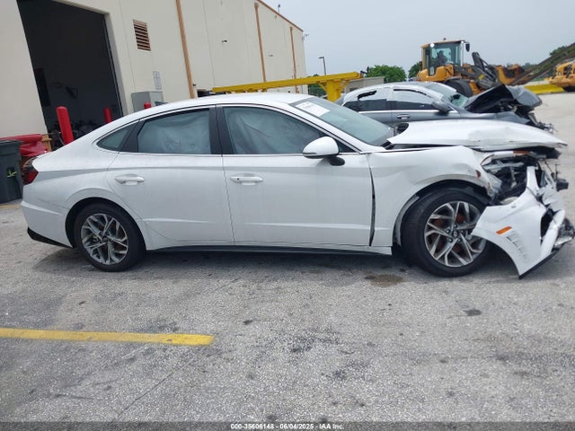 KMHL64JA0PA271635 Hyundai SONATA SEL