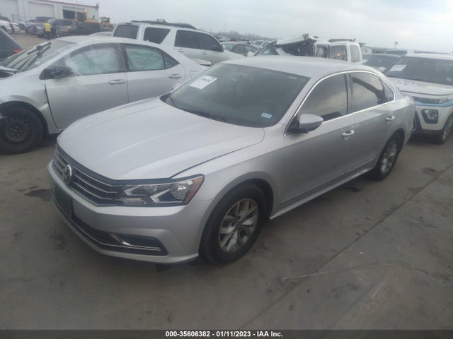 2016 Volkswagen Passat, VIN: 1VWAT7A35GC010980