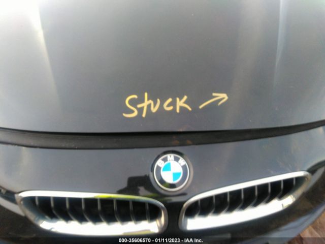 WBA8D9C57JA615110 BMW 3 Series 330i Xdrive