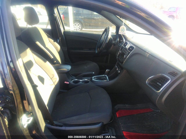 1C3CCBAB5EN208468 Chrysler 200