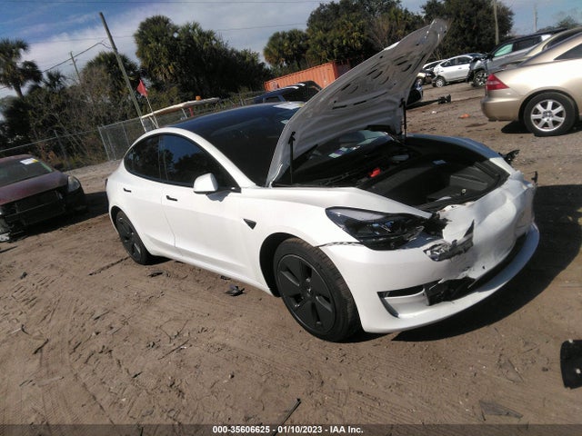 2022 5YJ3E1EB6NF104578 main image