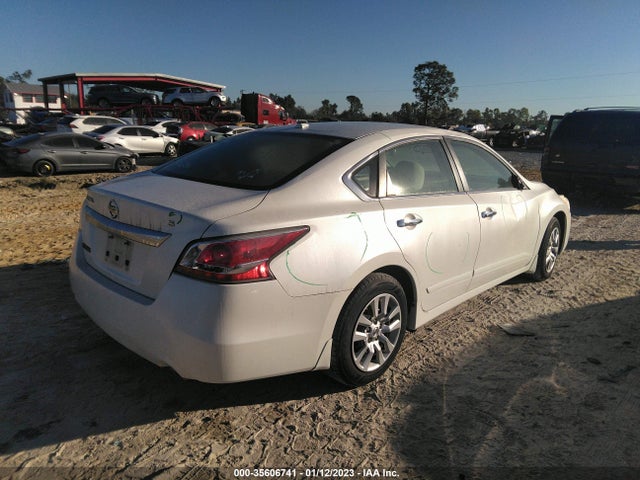 2015 Nissan Altima, VIN: 1N4AL3AP4FC125217