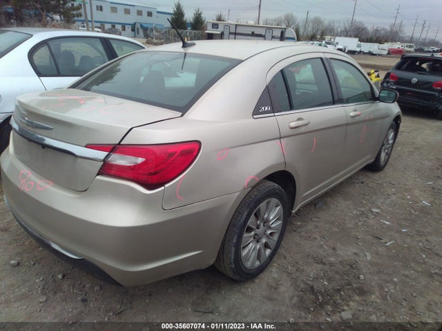 1C3CCBAB4EN210518 Chrysler 200 LX