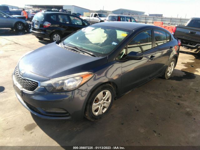 KNAFK4A69G5605174 KIA FORTE LX