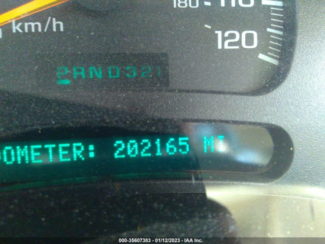 2005 GMC SIERRA 2500HD SLE VIN: 1GTHK23245F938321