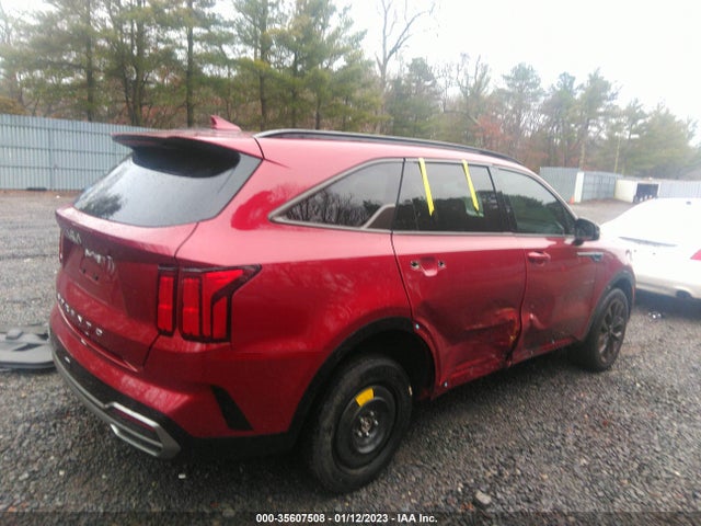 2022 Kia Sorento, VIN: 5XYRKDLF1NG110954